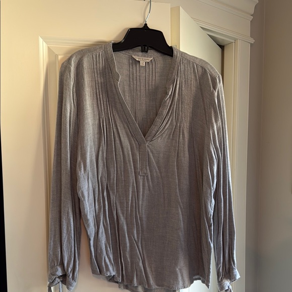 Lucky Brand Tops - Lucky Brand Gray V-Neck Women's Top